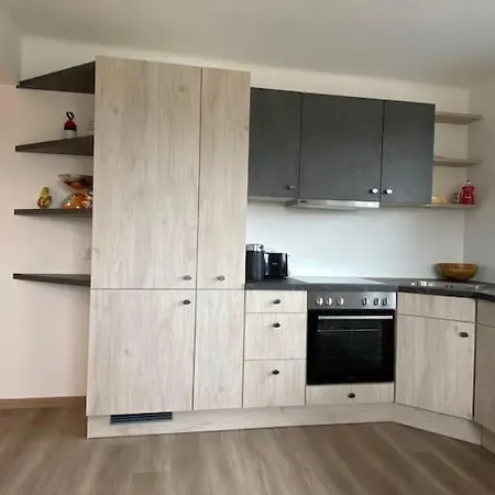 West Shore Apartment *
